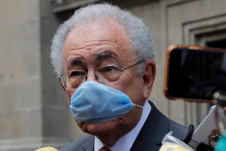 Reconoció que, lamentablemente, además de la epidemia, se tiene un conflicto 'muy severo' con el crimen organizado.