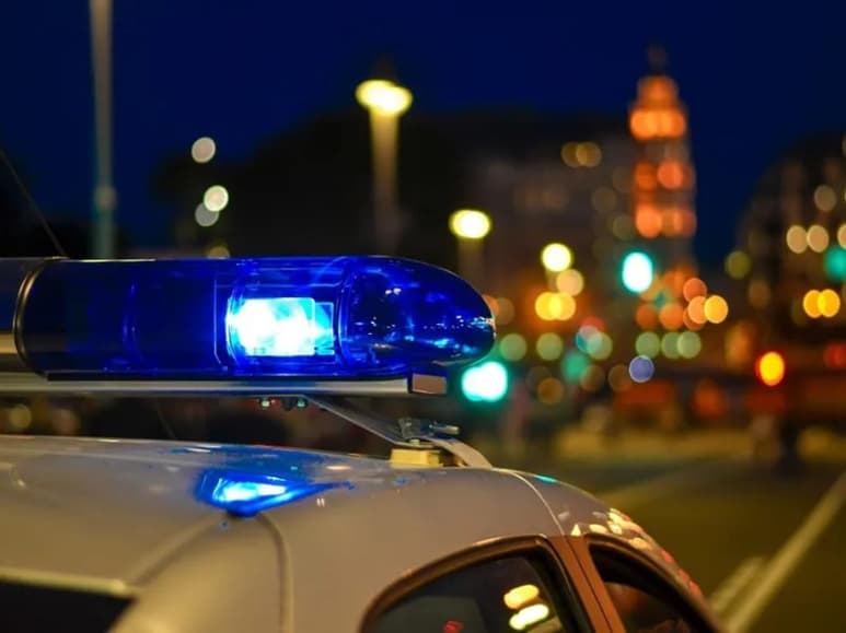 La policía recuerda a la gente que el número de emergencia no es para reportar ronquidos. (INTERNET)