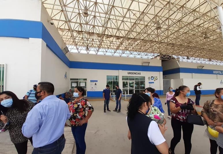 También denunciaron que se había deshabilitado el Triage Respiratorio en Atención Primaria para identificar a pacientes con signos y síntomas de enfermedad respiratoria con sospecha de COVID-19. (EL SIGLO DE TORREÓN)