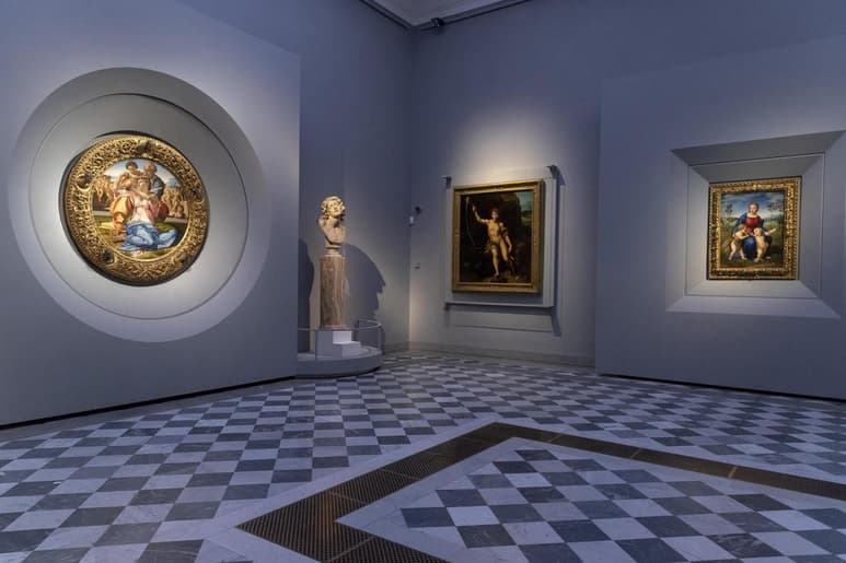 Presencia. Es un palacio y museo que contiene una de las más antiguas y famosas colecciones de arte del mundo. Se le considera como una de las atracciones turísticas más vistas de Florencia . (EFE)