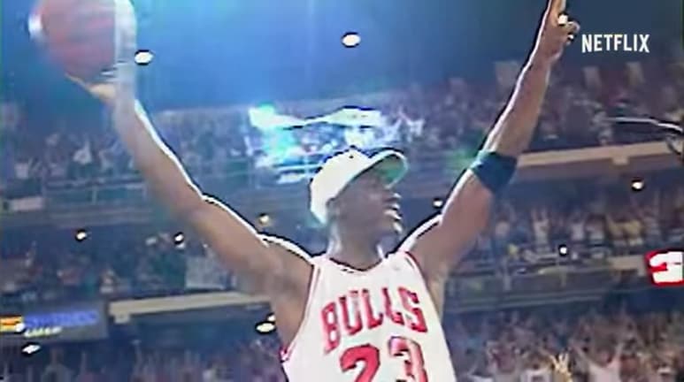Michael Jordan reveló que llegó a los Toros de Chicago cuando los actos de indisciplina en el plantel eran recurrentes. (ESPECIAL)