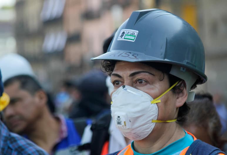 Por las medidas de contingencia que se tomaron ante la emergencia sanitaria por la pandemia del coronavirus, a diario se pierden 20 mil empleos, de los cuales cerca de la mitad son de la industria, estimaron representantes de la Confederación de Cámaras Industriales (Concamin). (ARCHIVO)