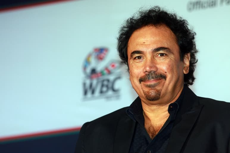El exfutbolista ha externado su intención en reiteradas ocasiones, así como asegurar que el presidente del club no lo descartaría.
