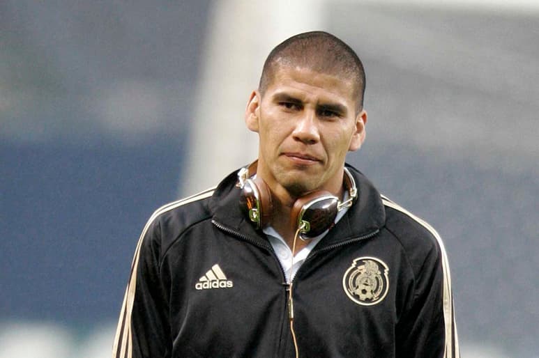 Carlos Salcido ahora se ve envuelto en el nuevo proyecto llamado Liga de Balompié Mexicano, la cual preside. (ARCHIVO)