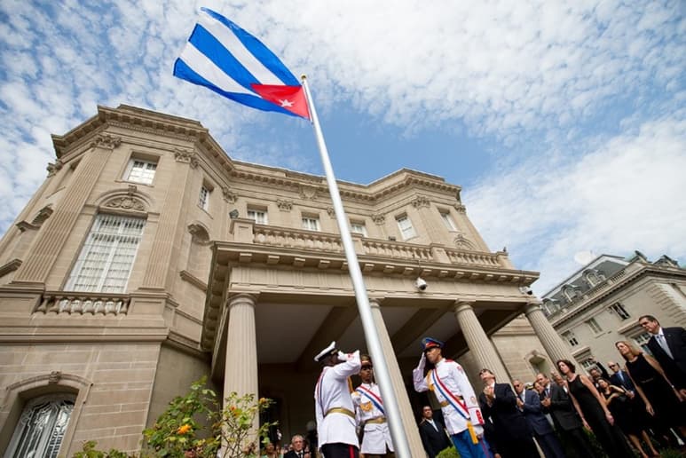 El agresor padecía esquizofrenia y atacó la sede diplomática por temor a supuestos 'grupos cubanos del crimen organizado'. (ARCHIVO)