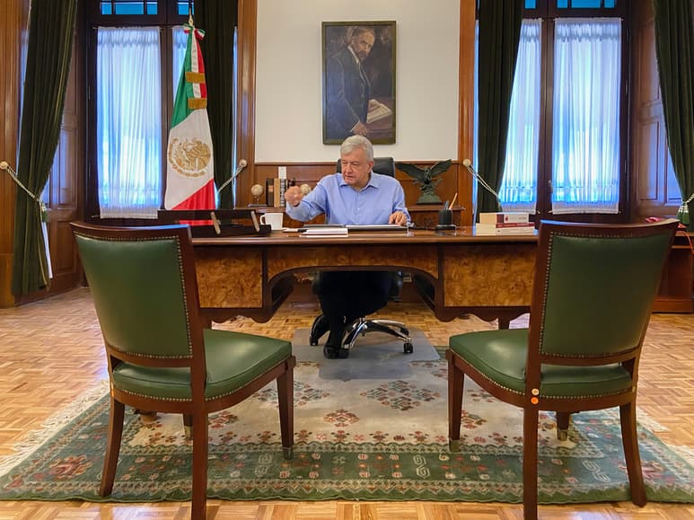 Tan sólo para Energía, Pemex, CNH y la CRE se desembolsaron más de 102 mil 187 millones de pesos extra a los aprobados en el PEF 2019. (NOTIMEX)