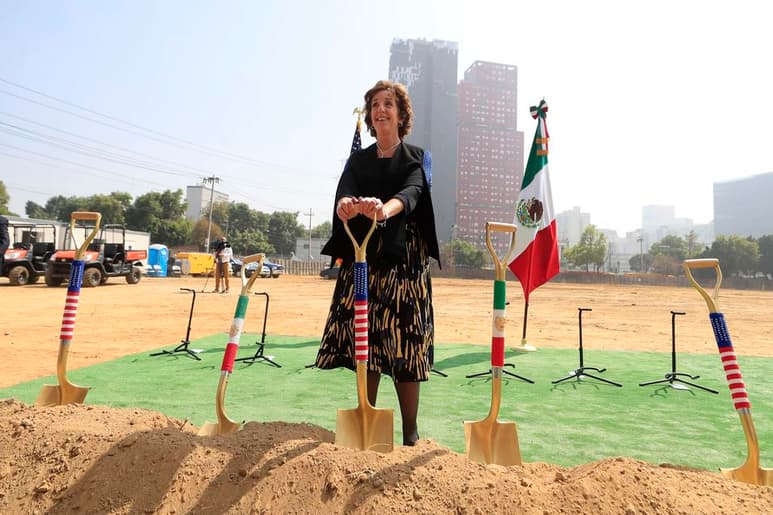 La exembajadora de Estados Unidos en México, Roberta Jacobson, respondió este domingo que nunca vio información corroborada de la participación de Genaro García Luna con el narcotráfico, ante las reacciones por la entrevista publicada en Proceso. (ARCHIVO)