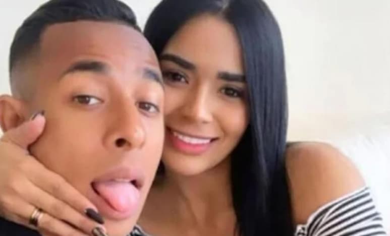 Daniela Cortés, exnovia de Sebastián Villa de Boca Juniors, dijo que el delantero le provocó un aborto el año pasado. (ESPECIAL)