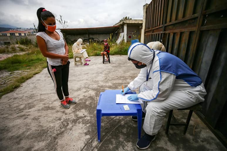 Según el conteo de la Universidad Johns Hopkins de Estados Unidos, los muertos en el mundo por la pandemia del coronavirus ascendieron a 250 mil 134. (EFE)