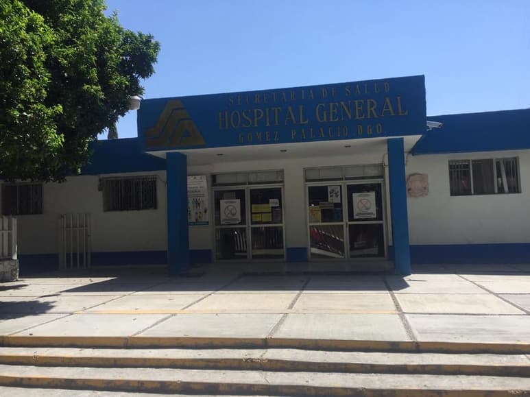 Los lesionados fueron llevados a las instalaciones del Hospital General de Gómez Palacio para su atención médica. (EL SIGLO DE TORREÓN)