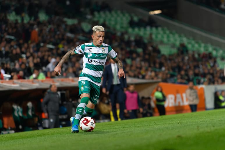Brian Lozano llegó a los Guerreros para el Apertura 2017, y fue pieza clave para conseguir el título del Clausura 2018 ante Toluca. (ARCHIVO)