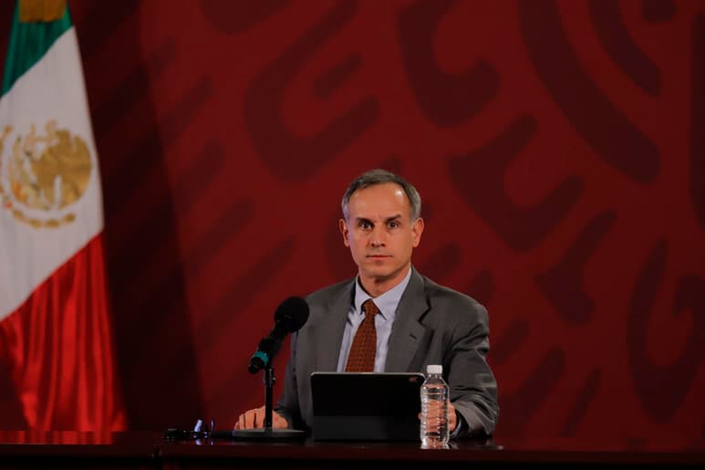 Durante la tarde de hoy, José Narro Robles, secretario de Salud durante el sexenio anterior encabezado por Enrique Peña Nieto, usó información presentada ayer por Hugo López-Gatell para cuestionar si México de verdad ha aplanado la curva de contagios de Coronavirus. (NOTIMEX)
