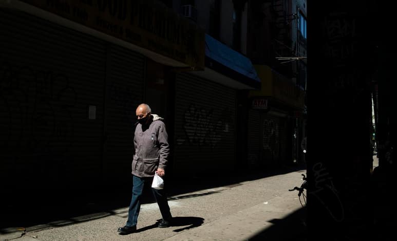 El desempleo se encuentra de este modo en niveles sin precedentes desde la Gran Depresión de 1930.
(EFE)