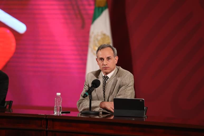 El funcionario explicó que 'no siempre' se pueden demostrar las muertes por COVID, ya que los pacientes llegan con gravedad al hospital, lo que impide realizar 'oportunamente' las pruebas de laboratorio. (EL UNIVERSAL)