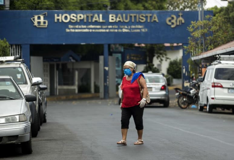 El secretario general del Ministerio de Salud, que estaba a cargo de la lectura diaria del informe, no comparece desde el martes.