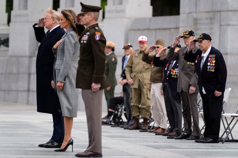 Los veteranos habían esperado conmemorar la ocasión en Moscú, pero esa idea se desechó a causa de la pandemia.