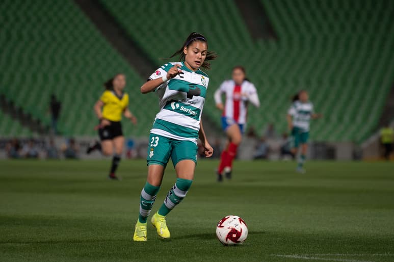 La joven nacida en Durango es ya una realidad con las Guerreras del Santos Laguna Femenil.