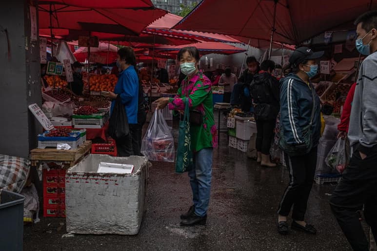 Actualmente, el foco de la pandemia en China parece estar en la fronteriza provincia de Heilongjiang. (ARCHIVO)