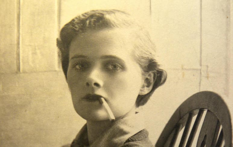La novelista inglesa Daphne du Maurier se mantiene vigente a través de célebres obras como La posada de Jamaica, Rebeca y Los pájaros. (ESPECIAL)