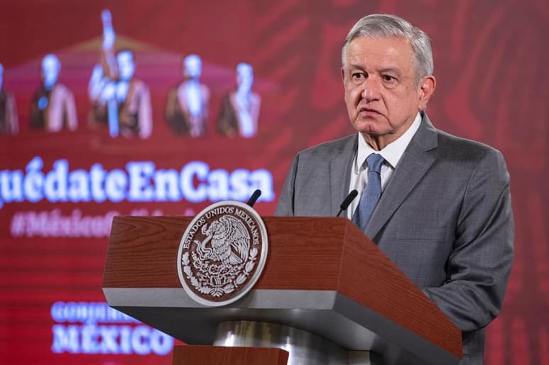 El mandatario afirmó que al igual que en la primera etapa contra la pandemia del coronavirus, su gobierno mantendrá la postura de no imponer nada. (EL UNIVERSAL)