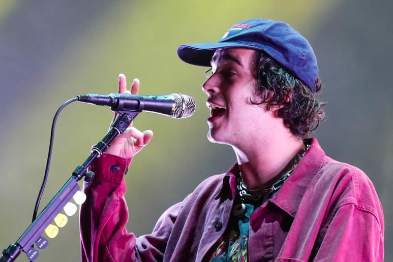 The 1975 anunció el día de ayer la nueva fecha de una presentación que tendría lugar en su país natal dentro del foro cultural Finsbury Park. (ARCHIVO)