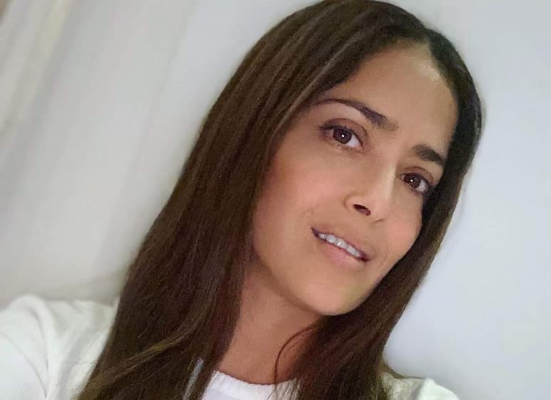 Salma Hayek es una de las mujeres más elogiadas del mundo, y el maquillaje ha sido una herramienta a la que ha recurrido por varios años, pero que actualmente no considera necesaria para lucir su belleza. (INSTAGRAM)