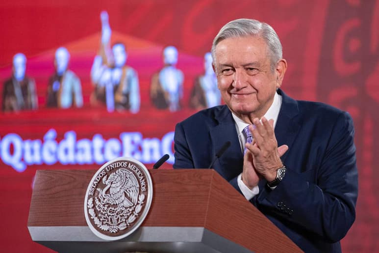 Solo espera aprobación de las autoridades de Salud para reiniciar sus giras por el país, con el banderazo de inicio de las obras del Tren Maya. (EL UNIVERSAL)