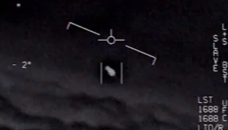 La marina de Estados Unidos emitió ocho nuevos reportes sobre la observación de Objetos Voladores No Identificados (OVNIS) en la costa este de Estados Unidos, después de que se hiciera una solicitud de información al respecto. (ESPECIAL) 
