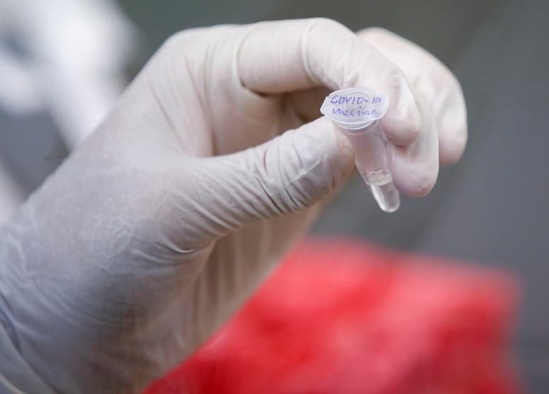 El portavoz del Ministerio de Relaciones Exteriores de China, Zhao Lijiang, criticó hoy a Estados Unidos por acusar al gigante asiático sobre supuestos ataques cibernéticos para robar información relacionada con los avances médicos para encontrar la cura ante el nuevo coronavirus. (ARCHIVO)