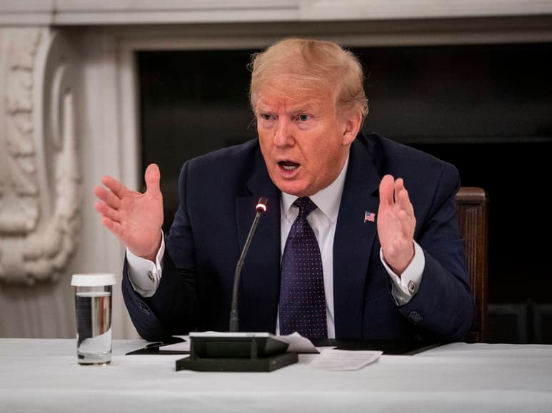 El presidente republicano de Estados Unidos, Donald Trump, compartió una carta en la que señala a la Organización Mundial de la Salud de 'consistentemente ignorar' reportes de que el virus se extendía en Wuhan en diciembre de 2019. (EFE)