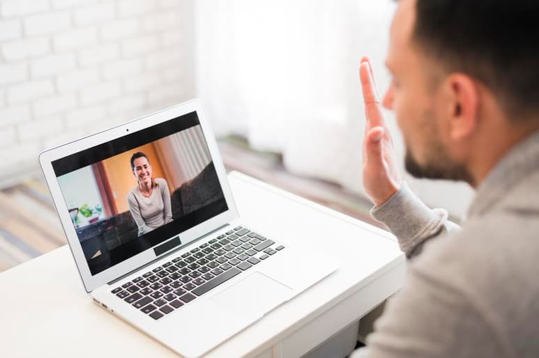 OPCIONES. Las videollamadas se han convertido en un factor importante de lazo social. (ARCHIVO)