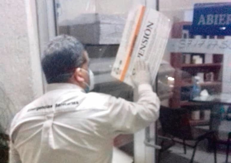 El el lugar se aglomeraban decenas de personas. (CORTESÍA)