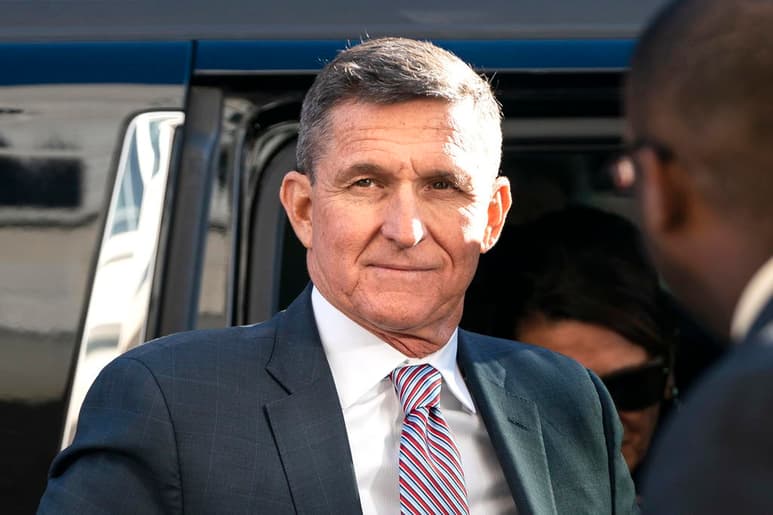 El director del FBI ordenó una pesquisa interna sobre posibles malas prácticas en la investigación de Michael Flynn. (ARCHIVO)