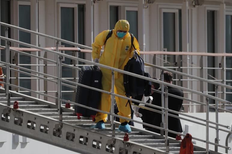 Australia prorrogó este viernes la prohibición al arribó de la mayoría de los cruceros internacionales a los puertos del país durante un periodo de tres meses. (ARCHIVO)