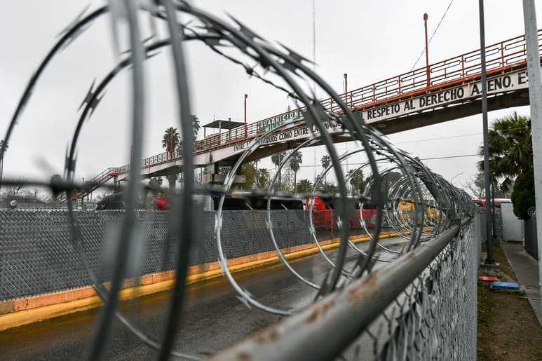 Coordinadamente, la Patrulla Fronteriza pudo detener a los traficantes de personas.