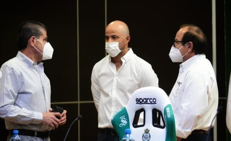 El mandatario reiteró que tras estos contagios se ha implementado un cerco sanitario de alrededor de 100 personas. (ESPECIAL)