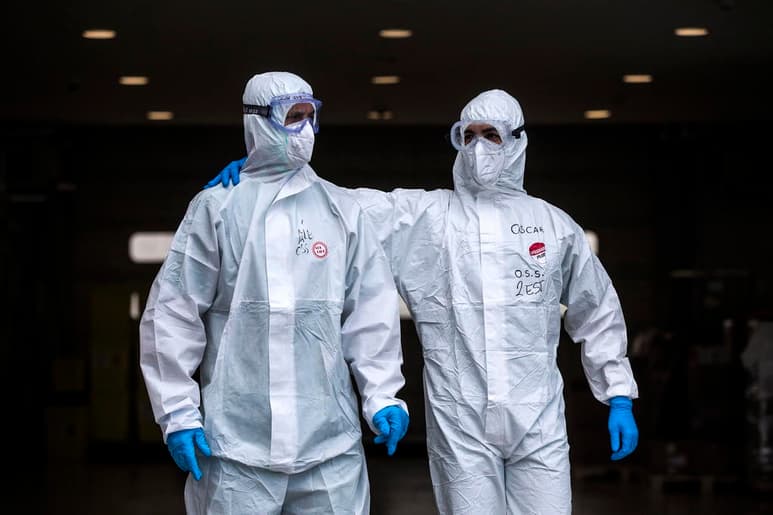 Las personas actualmente enfermas son 56,594, una disminución de 1,158 respecto a ayer, lo que alivia la presión en los hospitales. (ARCHIVO)