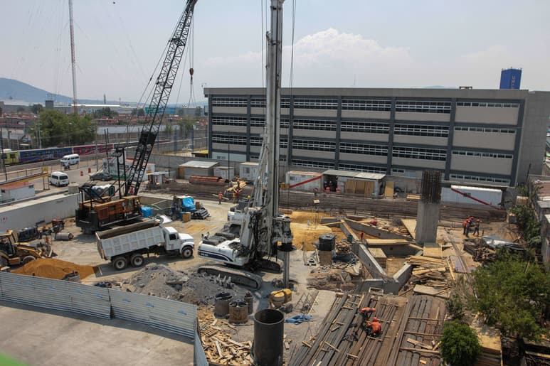 Durante el mes de marzo, el valor de la producción generado por las empresas constructoras registró un descenso. (CIUDAD DE MÉXICO)