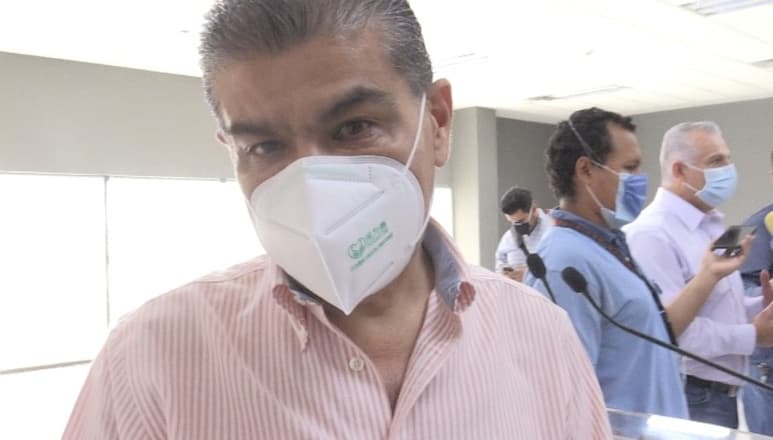 Asegura gobernador que alcaldes de los municipios deberán coadyuvar en la regulación de las actividades económicas locales. (EL SIGLO DE TORREÓN) 