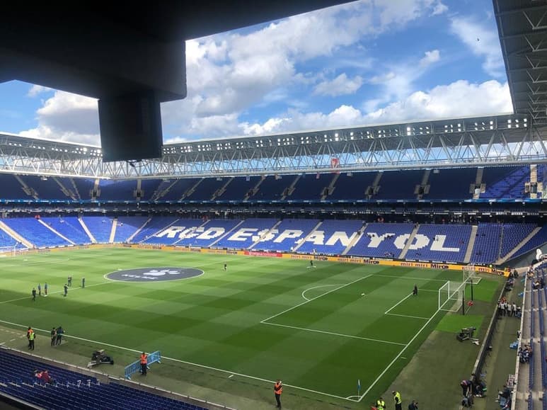 El Espanyol ofreció pases gratuitos a sus más de 27 mil abonados para la siguiente campaña; además, reembolsará el 20 por ciento del valor se sus abonos actuales. (ESPECIAL)