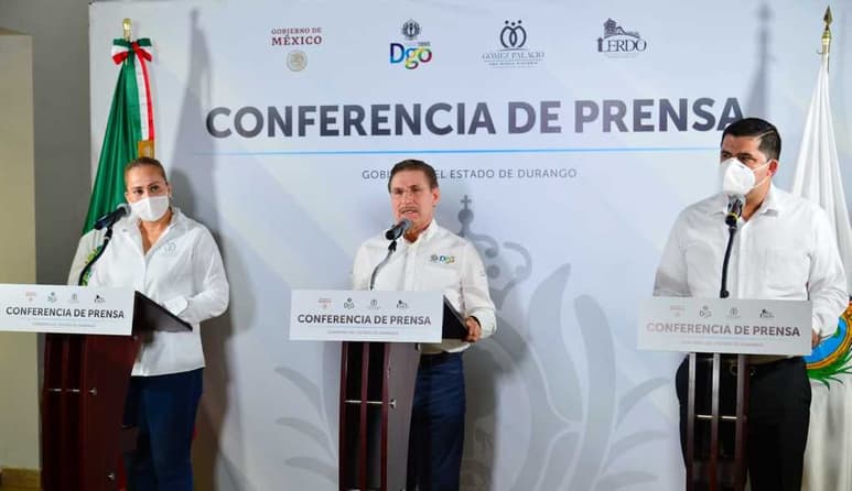 Ayer, el gobernador, José Rosas Aispuro estuvo con los alcaldes de Gómez Palacio y Lerdo, Marina Vitela y Homero Martínez.