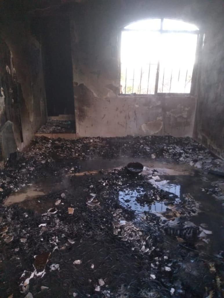 Ya que existen daños materiales y la posibilidad de que el fuego haya sido provocado, el caso fue turnado a la FGEC. (EL SIGLO DE TORREÓN)