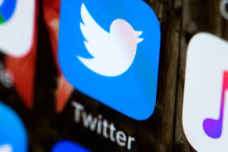 Twitter es una plataforma que poco a poco se ha ido transformando aumentado el número de caracteres permitidos en un mensaje o agregando reacciones. La última novedad de la plataforma es que será posible programar los tweets. (ESPECIAL)