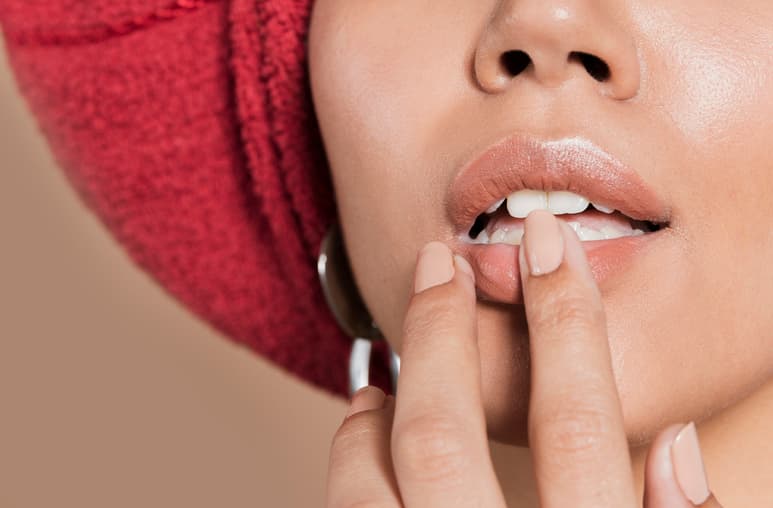 RECOMENDACIONES. Una buena hidratación te ayudará a tener unos labios más sanos. (ARCHIVO)