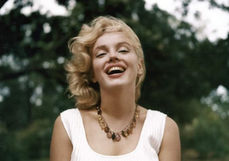 La actriz estadounidense Marilyn Monroe, considerada uno de los mayores iconos de la cultura pop, debido a su belleza y glamour, se mantiene vigente a 94 años de su nacimiento. (ESPECIAL)