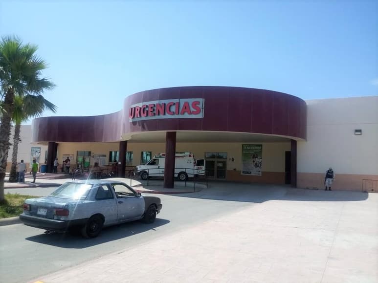Destacó que ayer lunes tenían 14 pacientes pero hoy ingresaron otros dos más para un total de 16 y por suerte no han llegado a la máxima capacidad, por lo que hace un llamado a los torreonenses y laguneros en general a que se cuiden.