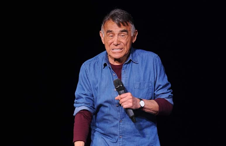 En sus inicios, Héctor Suárez trabajó en montajes de autores como Franz Kafka, Eugene Ionesco y August Strindberg. (ARCHIVO)