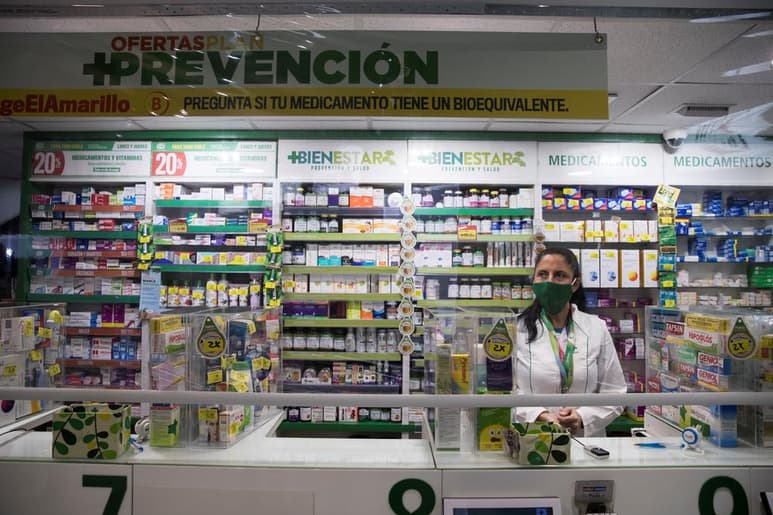 El Ministerio de Salud de Chile cifró este martes en 75 los decesos de las últimas 24 horas relacionados con el COVID-19, 16 más que la jornada anterior, lo que supone un nuevo registro récord en el país y sitúa el total de fallecidos en 1,188. (ARCHIVO)