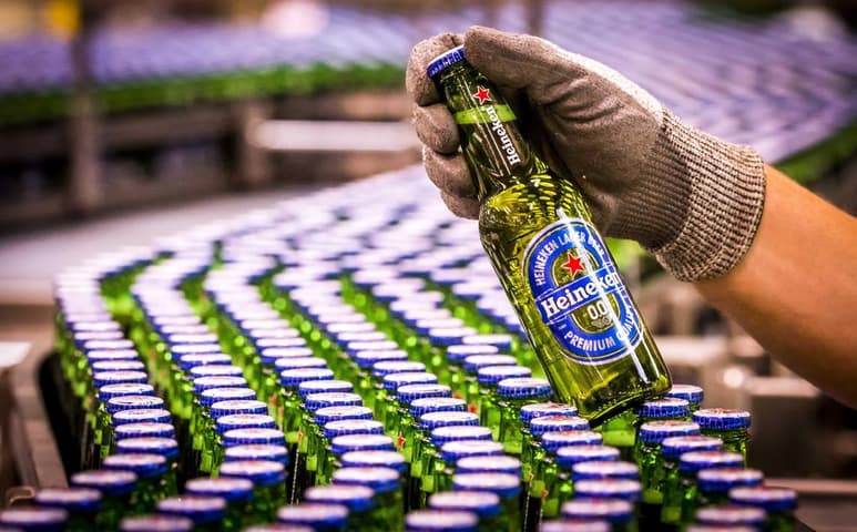 Ante la reactivación de varias actividades productivas en el país a partir de este 1 de junio, la industria cervecera ha retomado sus actividades de producción y distribución en la Ciudad de México, Jalisco y Nuevo León. (ARCHIVO)