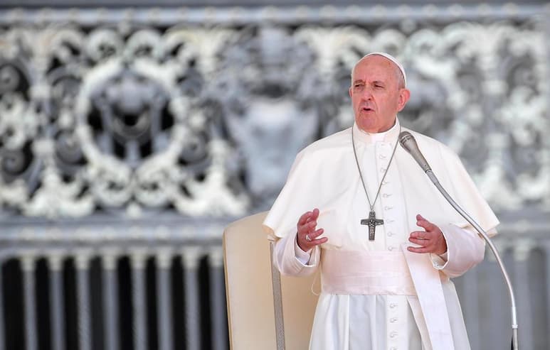 El dinero reunido será destinado a dos hospitales, Papa Juan XXIII de Bérgamo y la Fundación Poliambulanza de Brescia, en la región de Lombardía. (ARCHIVO)
